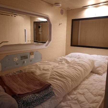 Sleeping Capsule In A Shared Room オーデンセ エクステリア 写真